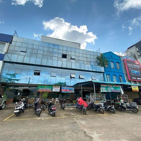 Oyo 92702 Minang Jaya Hotel Nagoya Exterior photo
